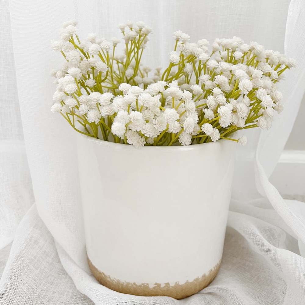 White ceramic pot/planter
